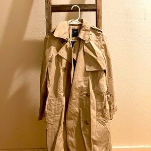 Women’s small trench coat US by Gap